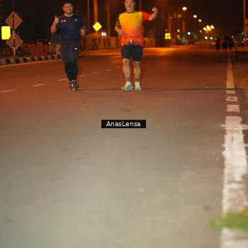 Runner Photo 8157901