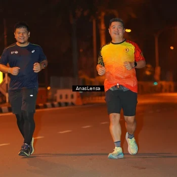 Runner Photo 8157903