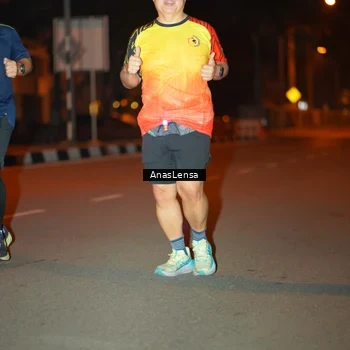 Runner Photo 8157910