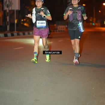 Runner Photo 8158002