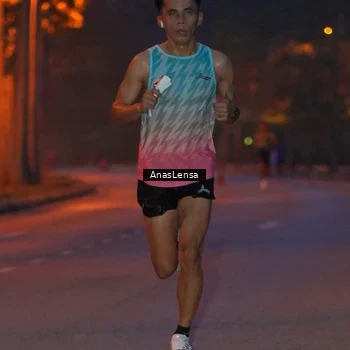 Runner Photo 8158012