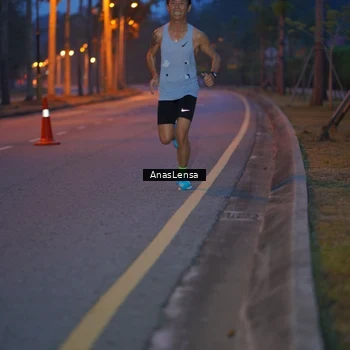 Runner Photo 8158078