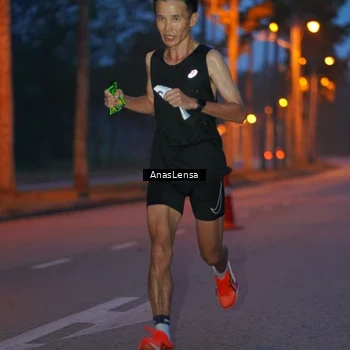 Runner Photo 8158080