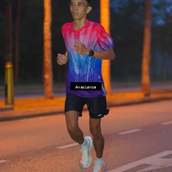 Runner Photo 8158107