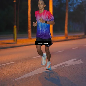 Runner Photo 8158111