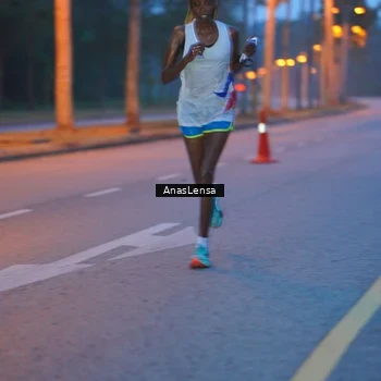 Runner Photo 8158113