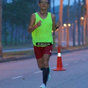 Runner Photo 8158122