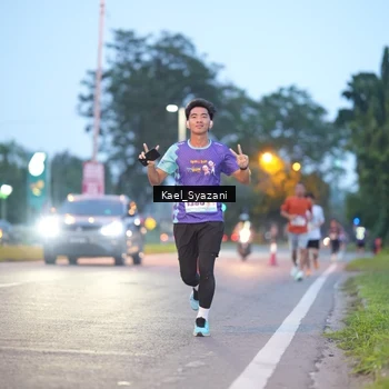 Runner Photo 8158165