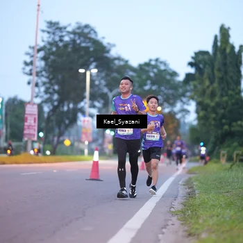 Runner Photo 8158178