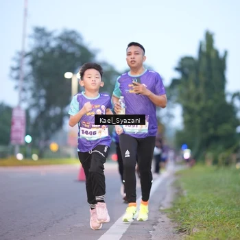 Runner Photo 8158187