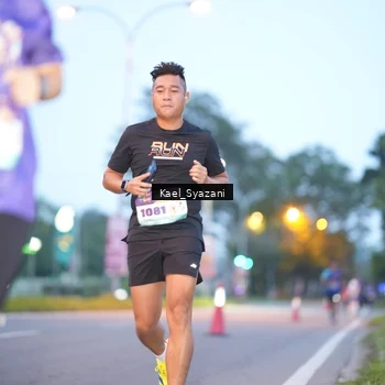 Runner Photo 8158193