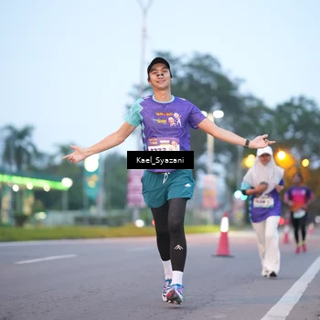 Runner Photo 8158199