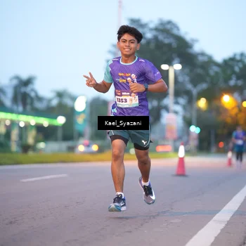 Runner Photo 8158200