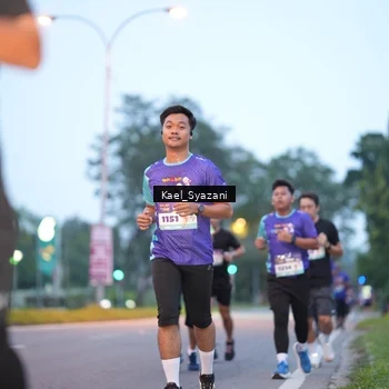 Runner Photo 8158207
