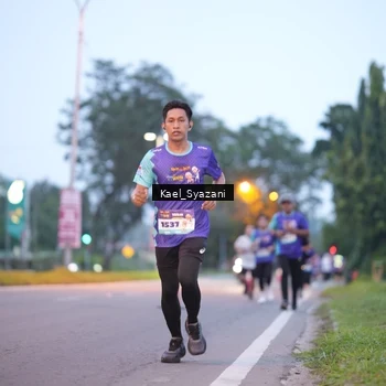 Runner Photo 8158210