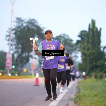 Runner Photo 8158213