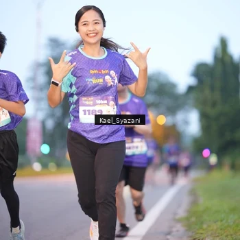 Runner Photo 8158223