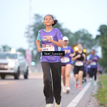 Runner Photo 8158238