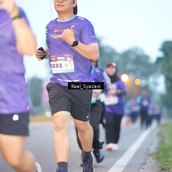 Runner Photo 8158248
