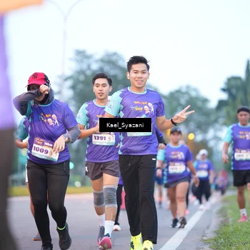 Runner Photo 8158265