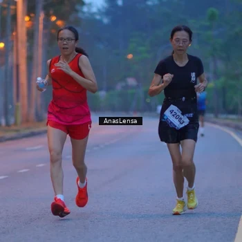 Runner Photo 8158275