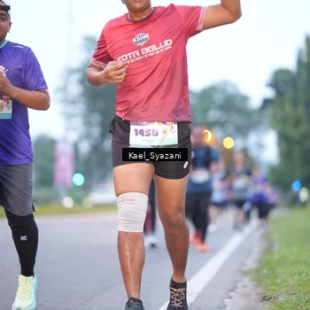 Runner Photo 8158304