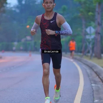 Runner Photo 8158330