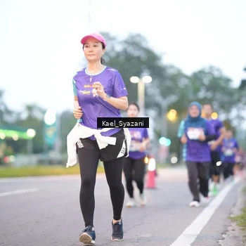 Runner Photo 8158343