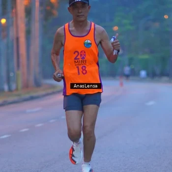 Runner Photo 8158349