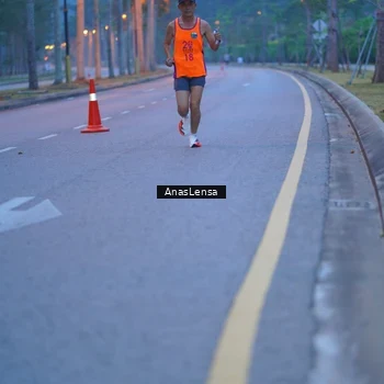 Runner Photo 8158351