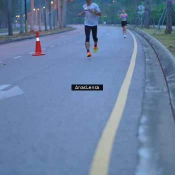 Runner Photo 8158359