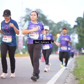 Runner Photo 8158362