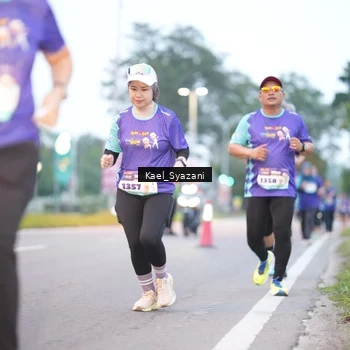 Runner Photo 8158368