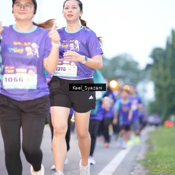 Runner Photo 8158372