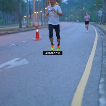 Runner Photo 8158380