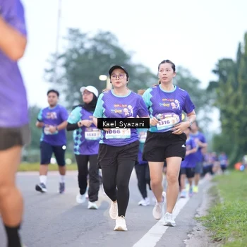 Runner Photo 8158392
