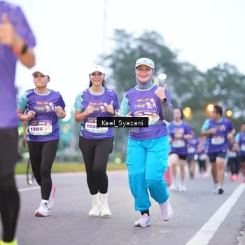 Runner Photo 8158394
