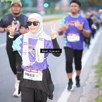 Runner Photo 8158403