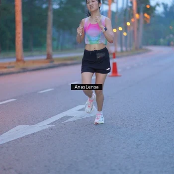 Runner Photo 8158412