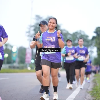 Runner Photo 8158413
