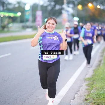 Runner Photo 8158423