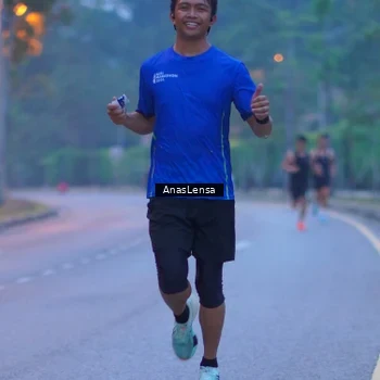 Runner Photo 8158432