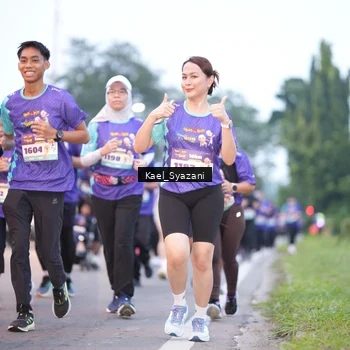 Runner Photo 8158439