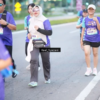 Runner Photo 8158440