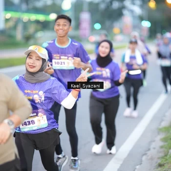 Runner Photo 8158448