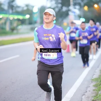 Runner Photo 8158449