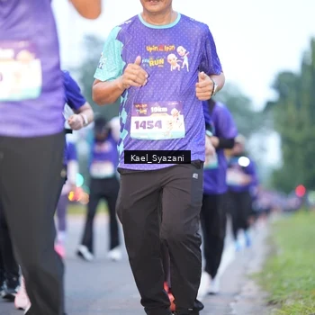 Runner Photo 8158458