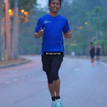 Runner Photo 8158460