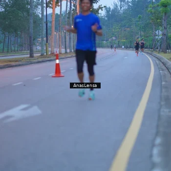 Runner Photo 8158463