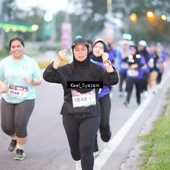 Runner Photo 8158466